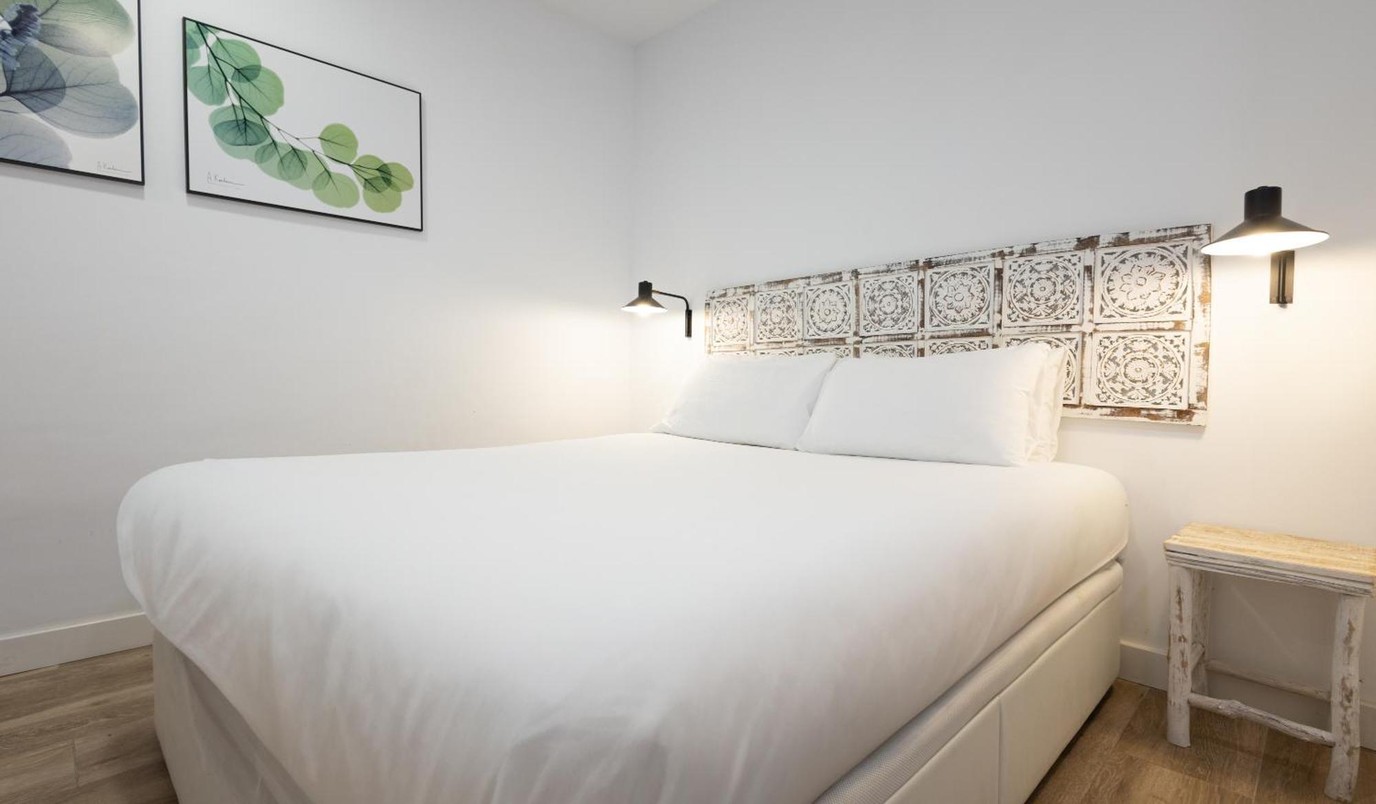 Stay U-Nique Apartments Fabra I Puig Барселона Экстерьер фото