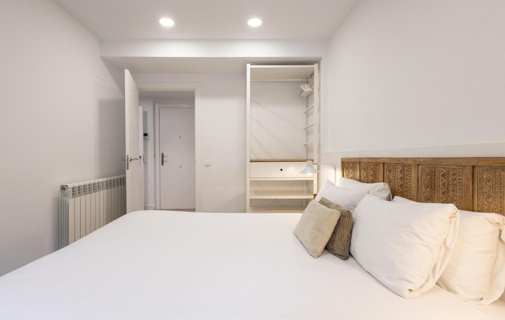 Stay U-Nique Apartments Fabra I Puig Барселона Экстерьер фото